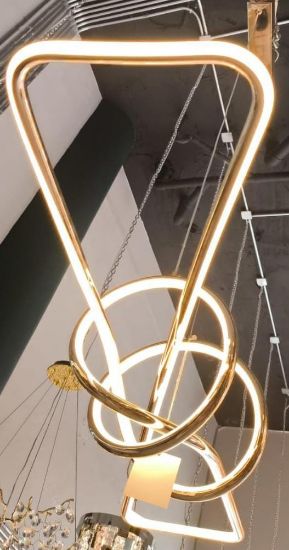 صورة علاقي ليد مستطيل ذهبي